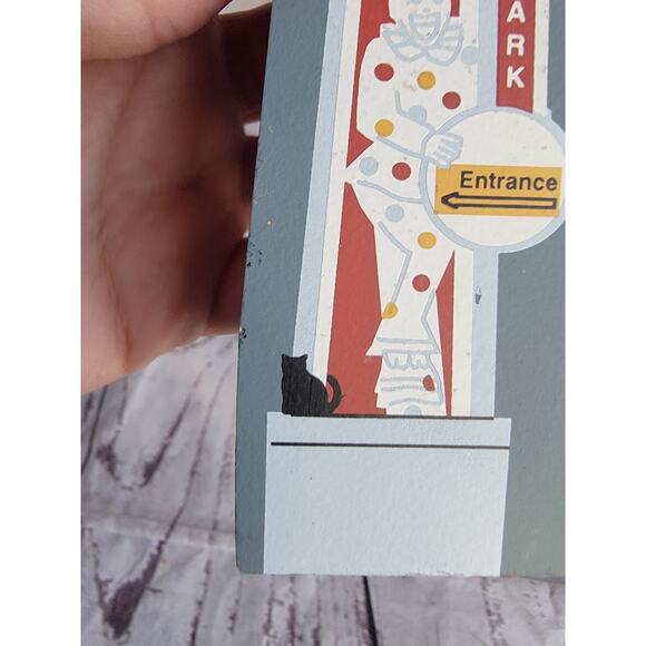 the cats meow willow grove park entrance 1995 Shelf Sitter - Picture 4 of 6